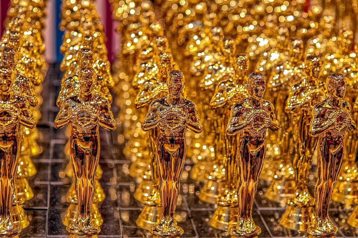 Análise dos Oscars: Por Que ‘Oppenheimer’ Dominou, ‘Killers’ Desabou e ‘Poor Things’ Superou ‘Barbie’